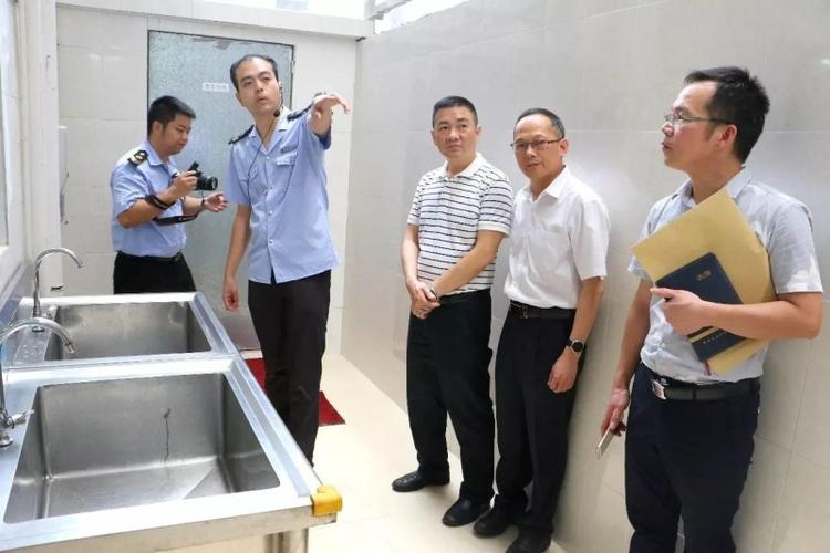 筑牢安全防线，共护成长港湾——论中小学生校外托管服务责任的强化与落实